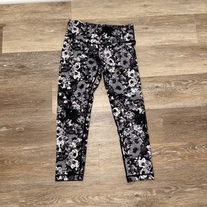 Floral cropped leggings